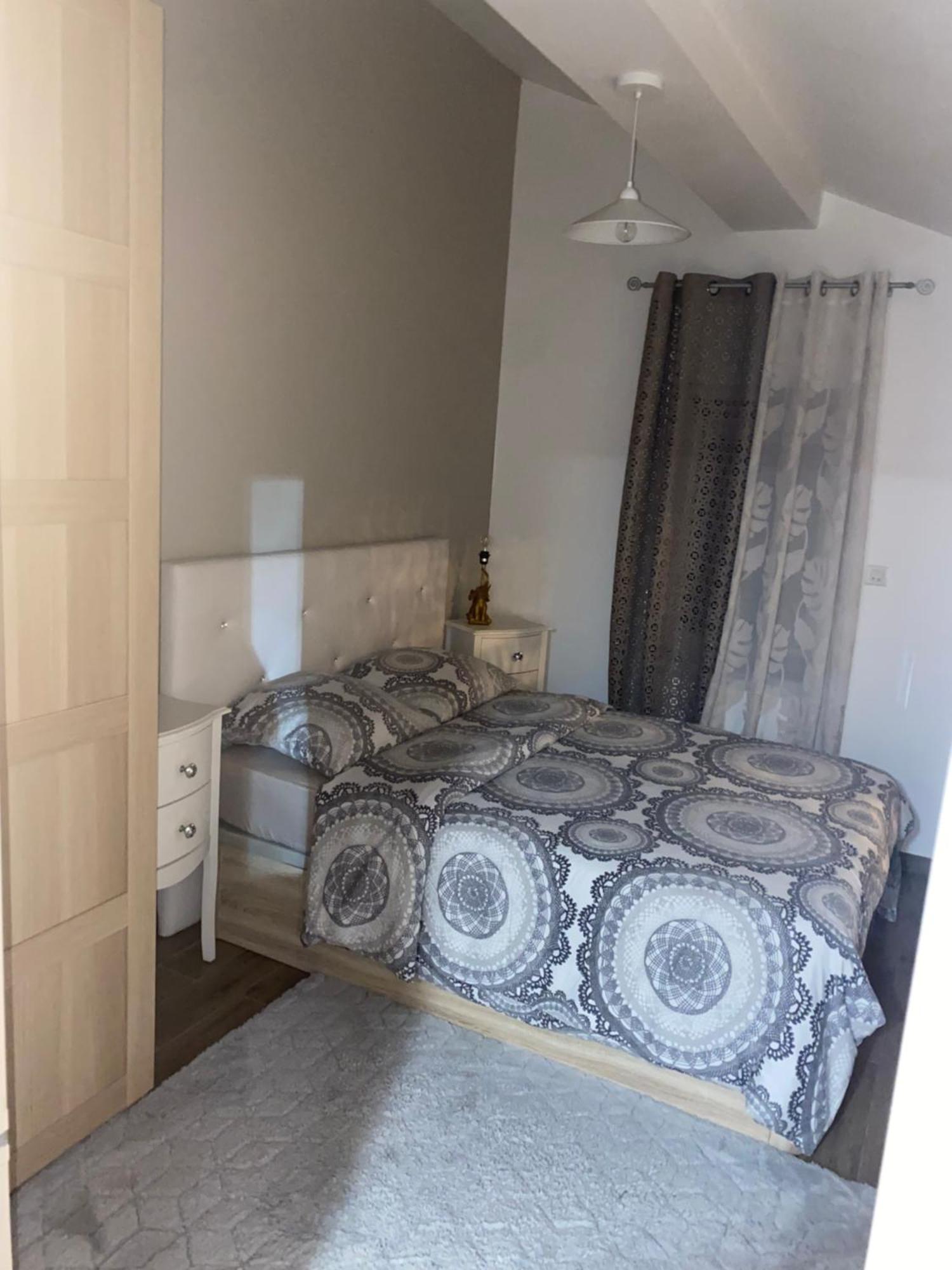 Отель Dependance Avec Billard A Proximite Zenith Rouen Ле-Гран-Кевийи Экстерьер фото